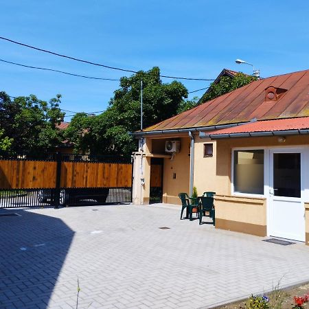 Elizabet Home Apartman أرادايا المظهر الخارجي الصورة